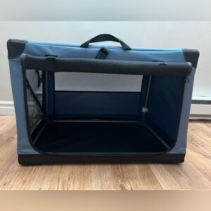 SOLD Pet carrier - crate